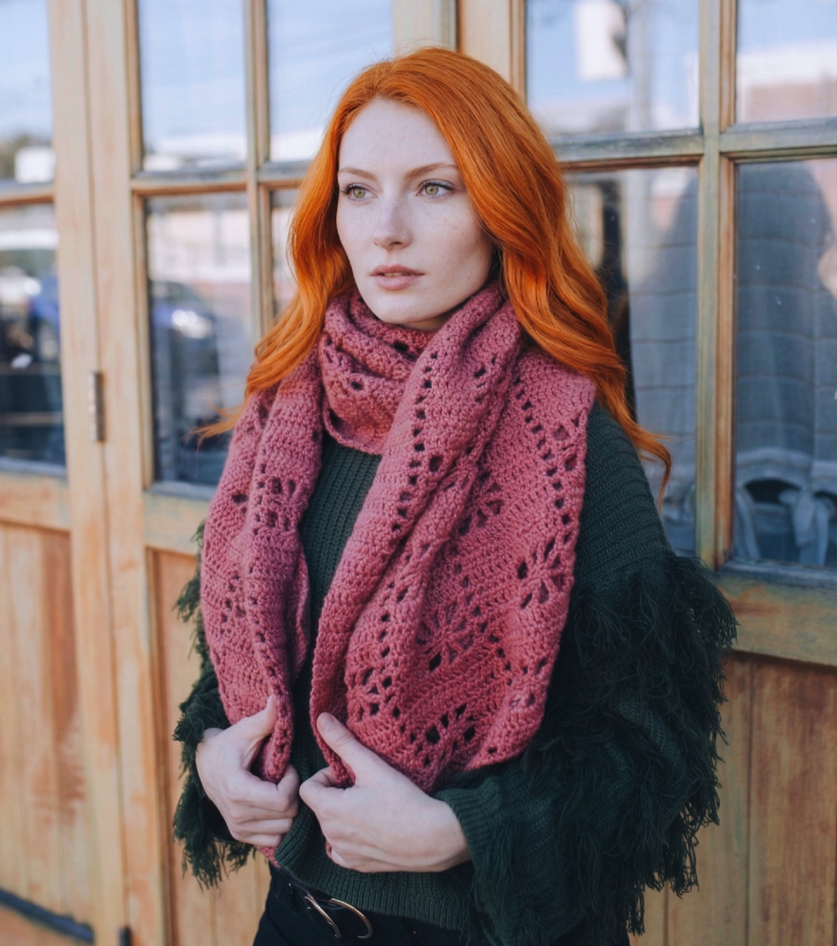 ¿Regalo de Último Minuto? El Chal Demi Crochet se Teje en un Suspiro PATRON GRATIS