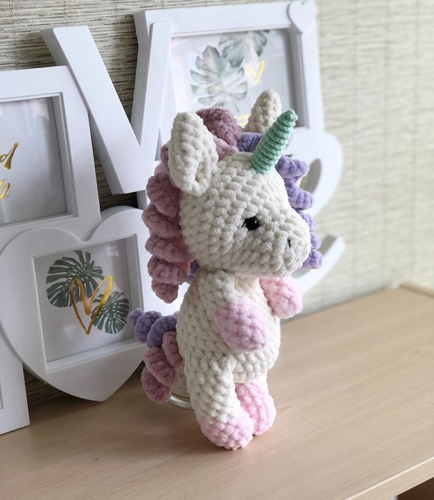 Unicornio en amigurumi on sale