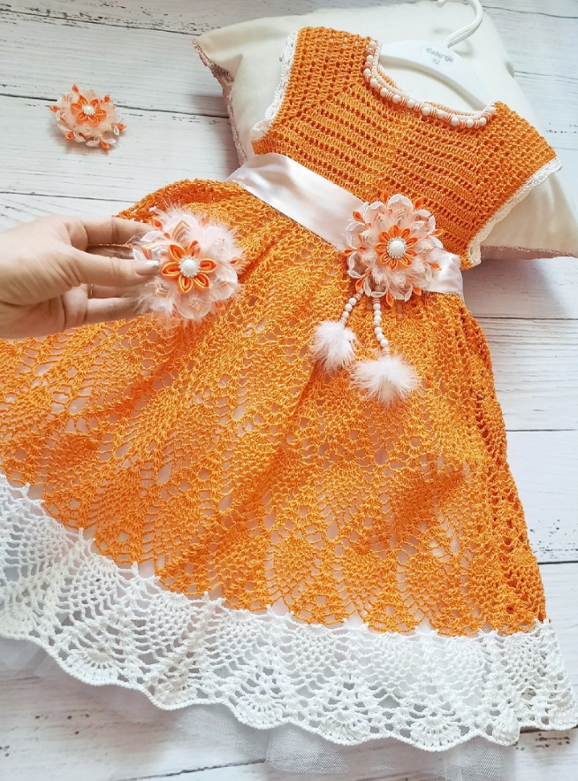 Vestido de fiesta para niñas a crochet. Patrón Gratis - Crochetisimo