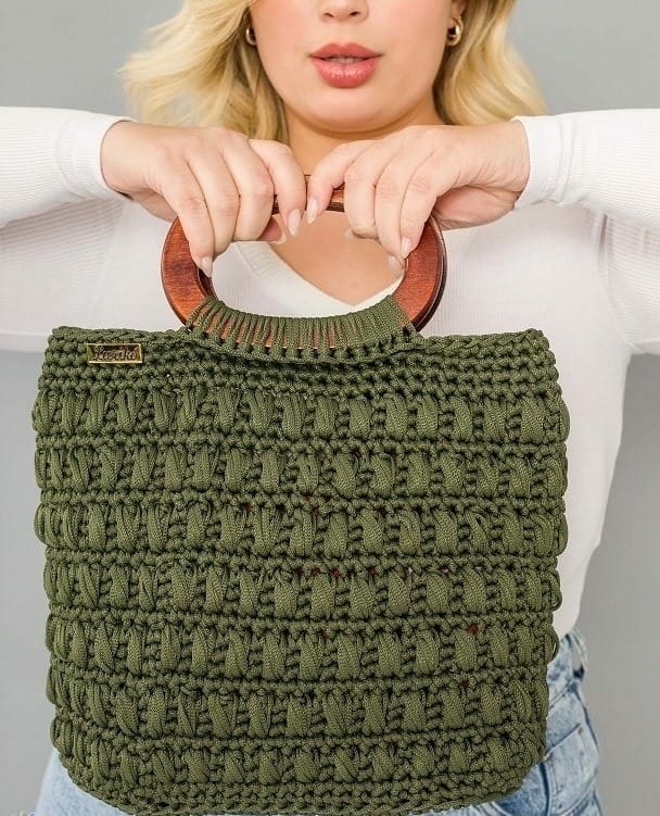 La imagen tiene un atributo ALT vacío; su nombre de archivo es patron-gratis-bolsa-de-crochet-punto-puff1-1.jpg