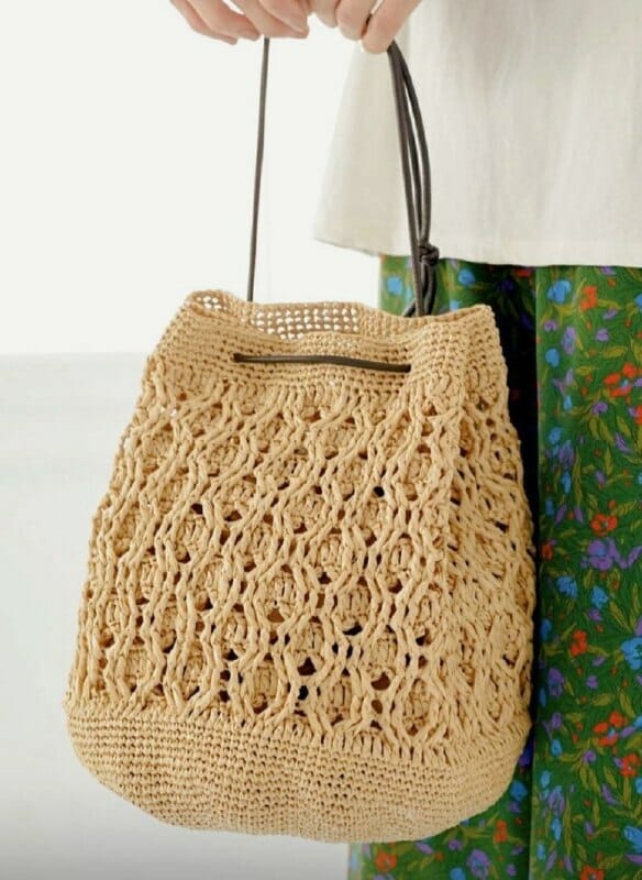 Hermosa Bolsa de Rafia en Punto Relieve Crochet - Crochetisimo