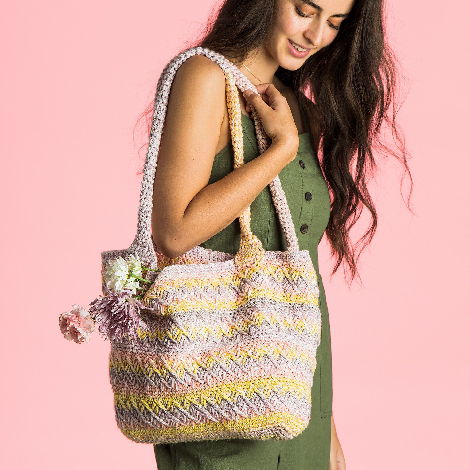 PATRÓN GRATIS Bolso Playero Chevrón en Crochet Crochetisimo