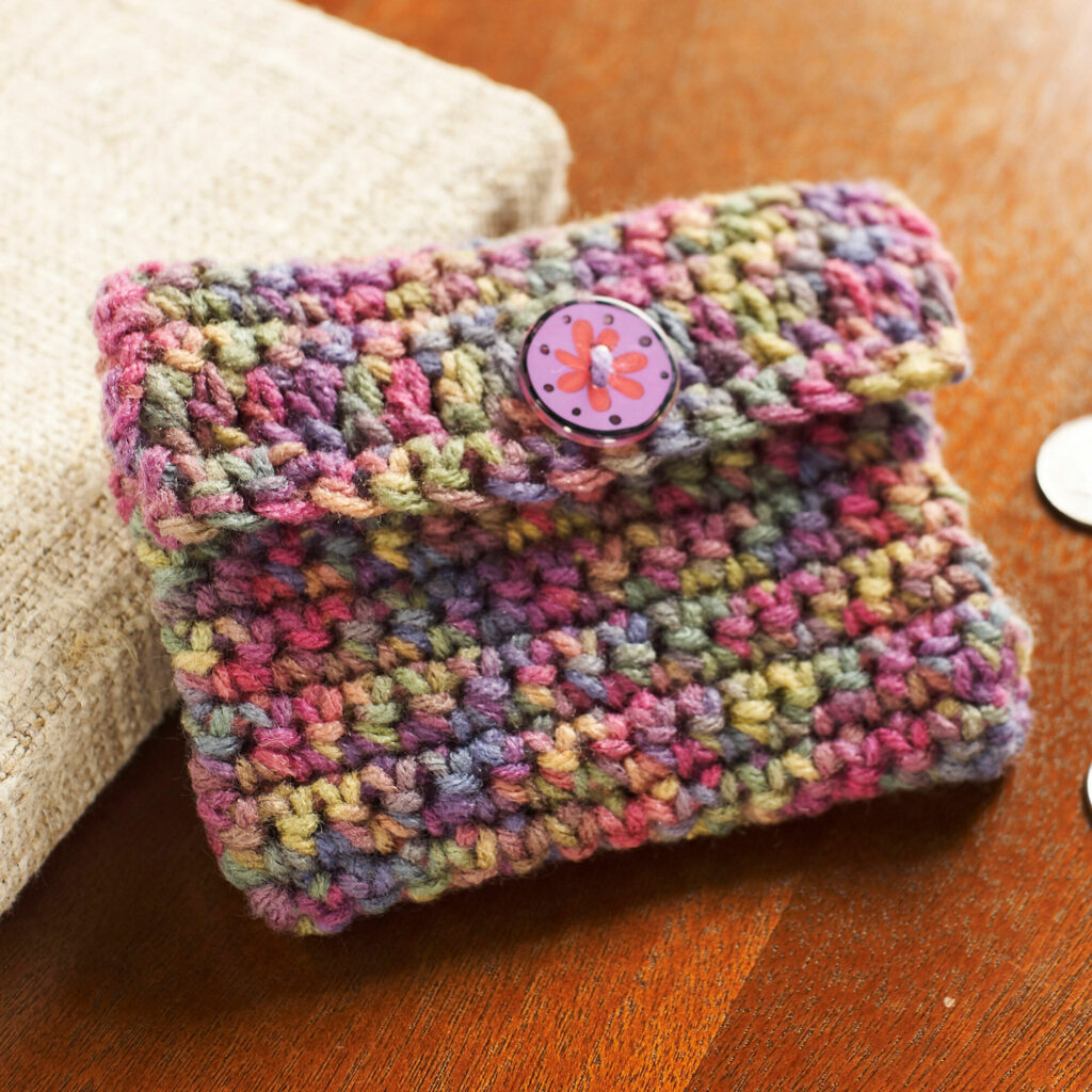 PATRÓN GRATIS Colorido Monedero en Crochet -