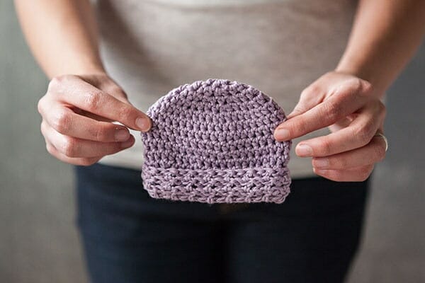 PATRÓN GRATIS Gorro para Bebé a Crochet - Crochetisimo