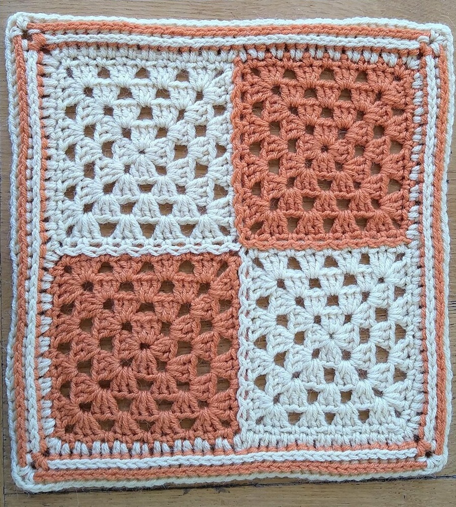 PATRÓN GRATIS Revistero Moderno en Crochet - Crochetisimo