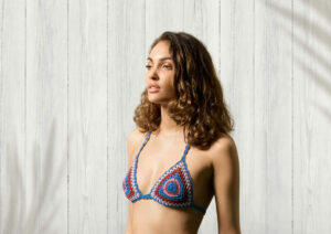 PATRÓN GRATIS Bikini de Colores Exóticos en Crochet
