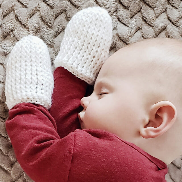 Guantes o manoplas para bebe a crochet 