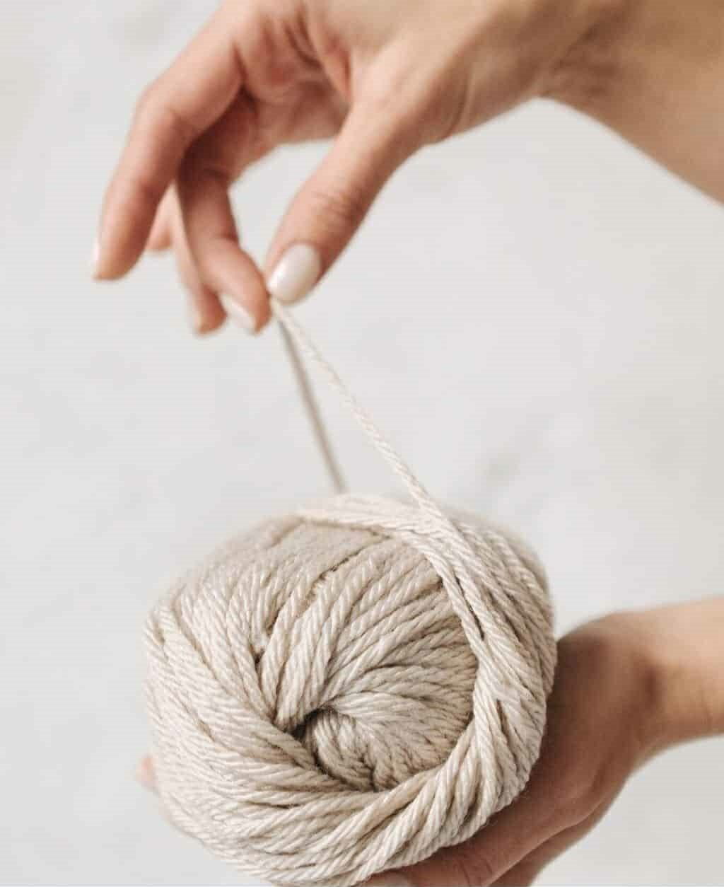 Los mejores hilos para hacer crochet: guía completa y recomendaciones -  JuanMáquinasdeCoser.com.ar