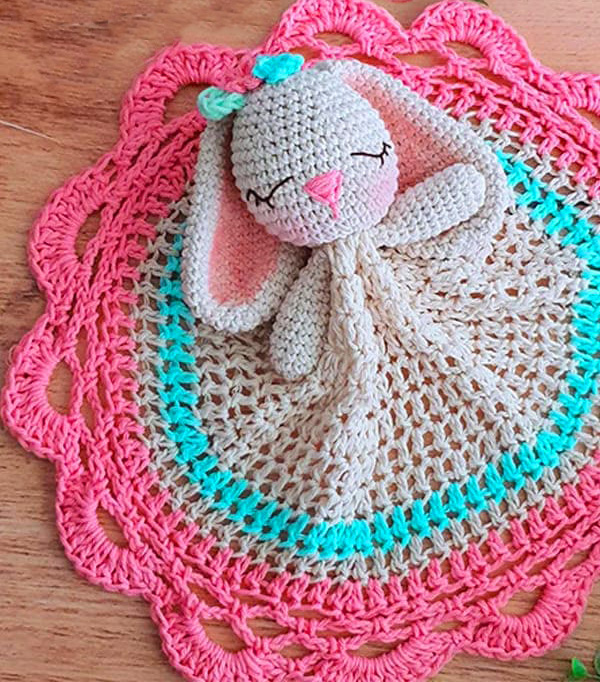 Patron Gratis Tierna Manta De Apego Para Bebes Amigurumi