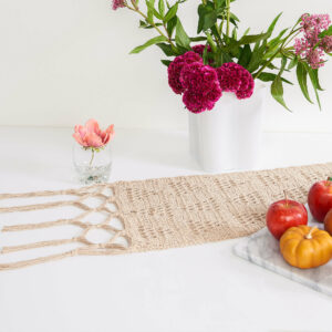 Camino de Mesa de Flecos Trenzados a Crochet PATRÓN GRATIS
