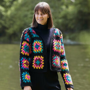 Chaqueta Granny Black Colors en Crochet PATRÓN GRATIS