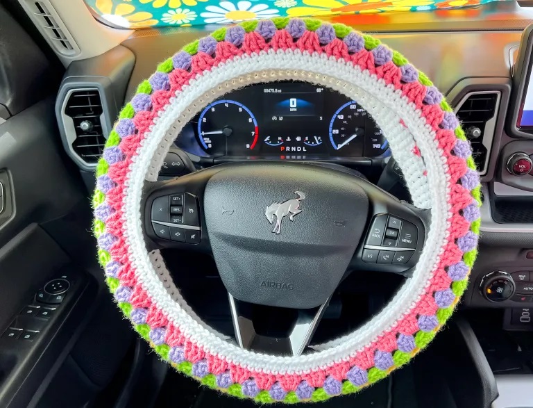 Fundas étnicas para el volante, ¡un toque bohemio para tu coche!