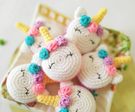 La imagen tiene un atributo ALT vacío; su nombre de archivo es Galletas-Unicornio-en-Amigurumi-Patron-en-Crochet-Gratis.png