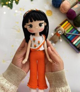 Muñeca Sara Juguete Amigurumi Patron PDF