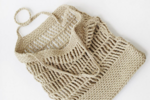 Bolsa de Malla en Crochet:Versátil y Ecológico para el Día a Día