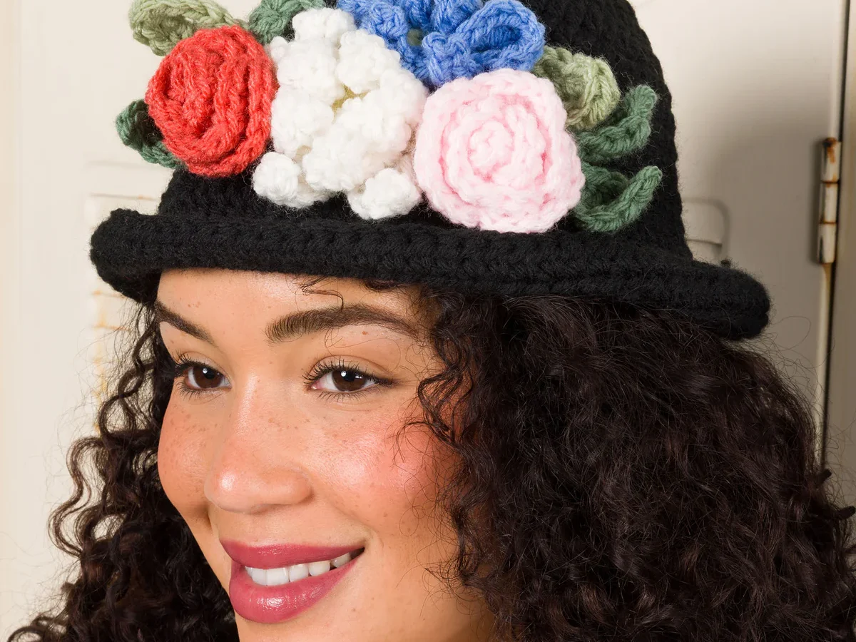 VINTAGE CHIC! El Sombrero  Retro de Flores en Crochet para un Look Irrepetible PATRON GRATIS