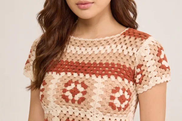 Teje Blusa Roxy con Cuadros de la Abuela (Patrón Gratis)
