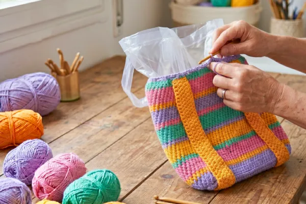 Teje la Funda Eco para Renovar Bolsas de Compras (Patrón Gratis)