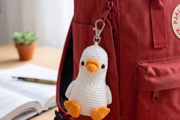 Patito Tierno Llavero Amigurumi paso a paso (Patrón PDF)