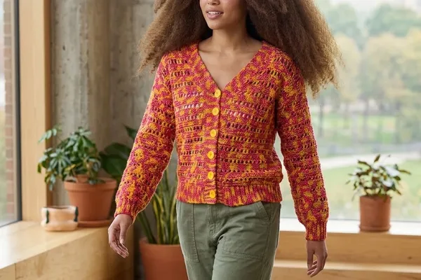 Cárdigan Emili a Crochet Confort Otoñal (Patrón Gratis)