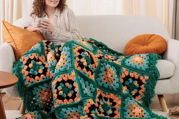 Teje una Manta Granny Square Fácil y Rápido (Patrón Gratis)